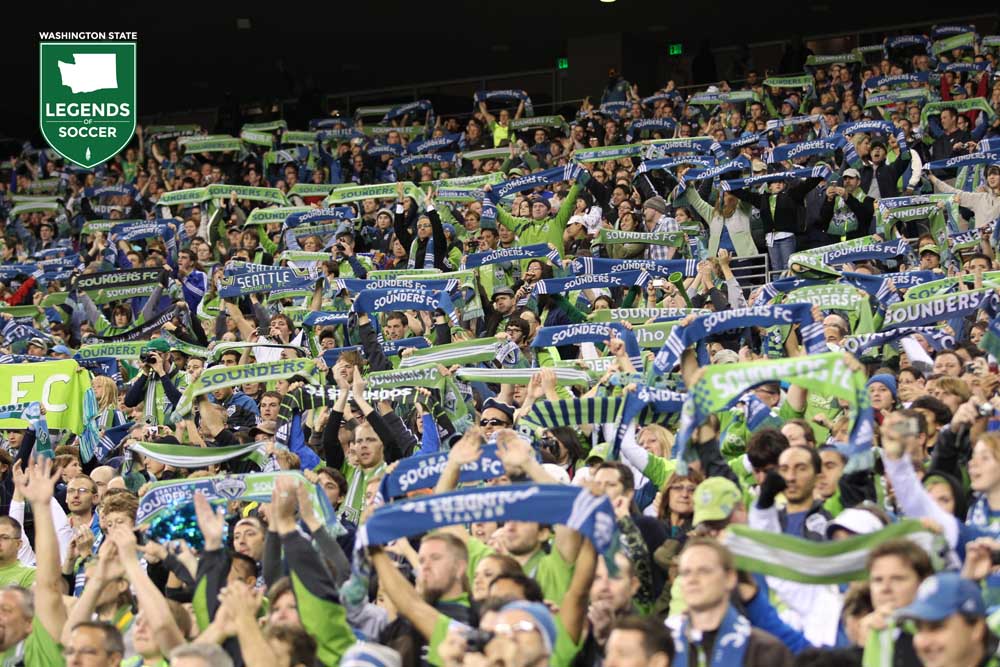A U.S. Open Cup record crowd of 31,311 witnessed the Sounders repeat as champions by defeating Columbus, 2-1, at Qwest Field. (Courtesy Tom Hauck / ISI Photos)