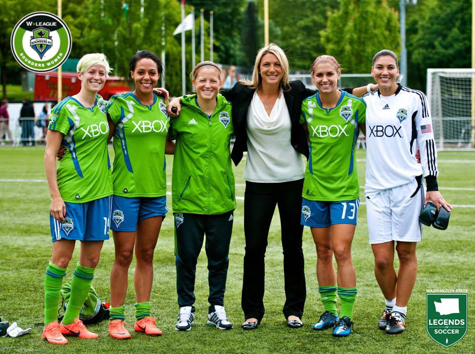 From left, Megan Rapinoe, Sydney Leroux, coach Michelle French, GM Amy Carnell, Alex Morgan and Hope Solo of the 2012 Sounders Women. (Courtesy Amy Carnell)