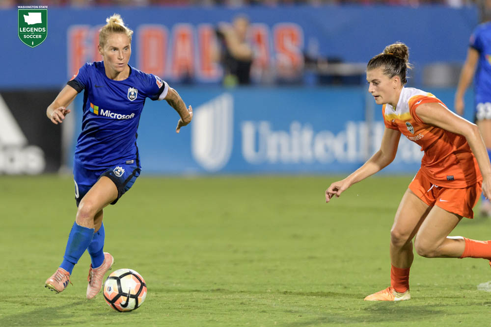 Jess Fishlock probes the Houston Dash defense in a 1-0 Seattle Reign win at Frisco, Tex. (Courtesy Seattle Reign)
