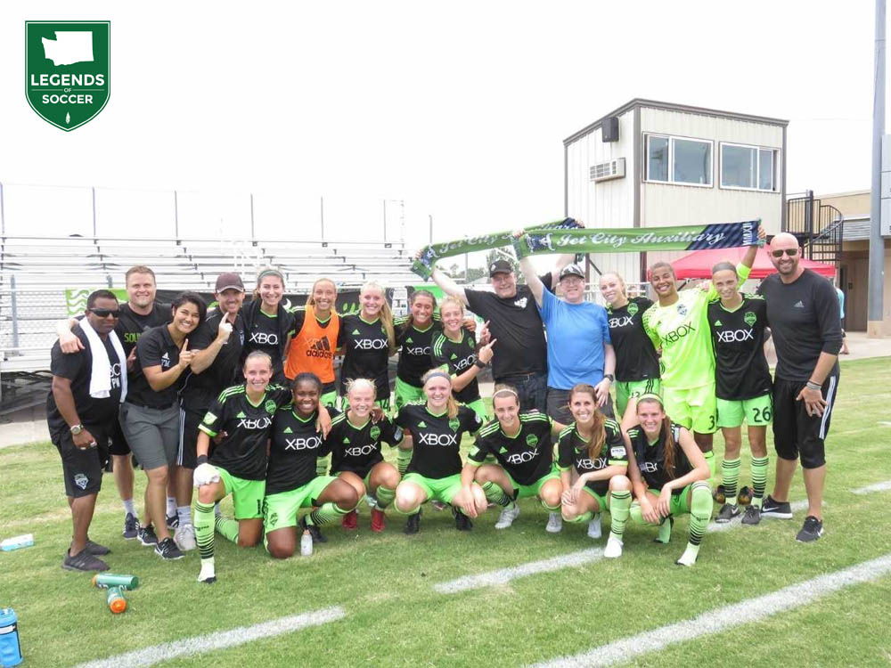 Seattle Sounders Women pose after winning the 2018 WPSL championship over Pensacola FC in Norman, Ok. (Courtesy Sounders Women)