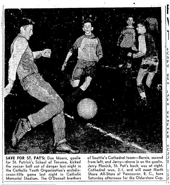 Seattle's St. James Cathedral faced a tough challenge for the local CYO crown before advancing to play for (and eventually win) the Oldershaw trophy. (Courtesy Seattle Times)
