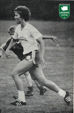 Michelle Akers of Seattle's Union Bay Flyers. (Courtesy Soccer America)