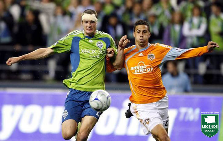 A bandaged Nate Jaqua battles on vs. Houston in Seattle's thrilling comeback win in U.S. Open Cup semifinal at Starfire.